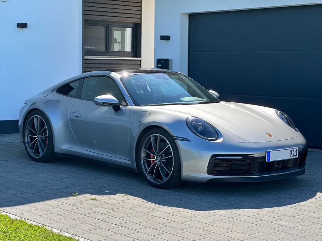 Porsche 992