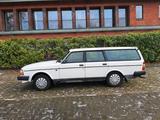 Volvo 240 - Volvo 240: Kombi