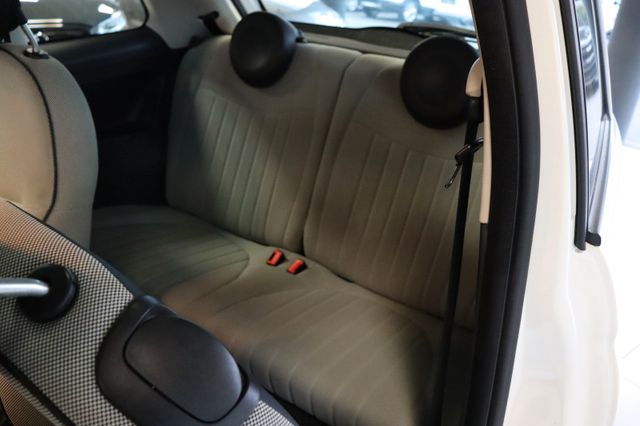 Fahrzeugabbildung Fiat 500 Lounge 1.2 8V|PANORAMA|KLIMA|SERVO|BLUE&ME