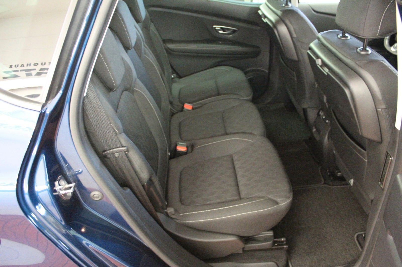 Fahrzeugabbildung Renault Scenic TCe 140Limited Edition*Sitzhzg*AHK*