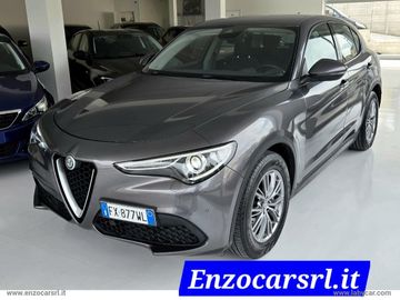 Alfa-Romeo Stelvio - 1