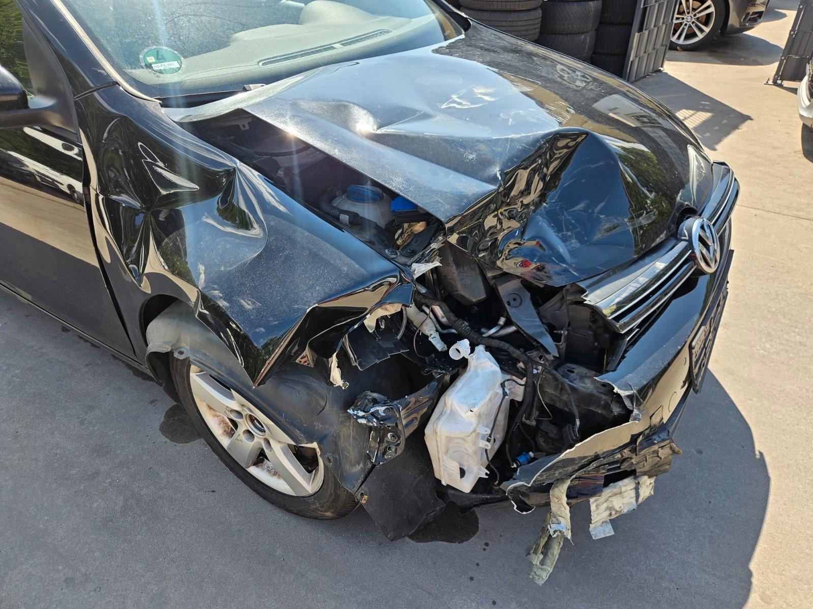 Volkswagen Golf 2010 — photo 18