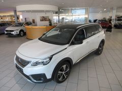 Fahrzeugabbildung Peugeot 5008 Allure 1.5D NAVI/LED/SHZ/AHK/PDC&CAM/ACC