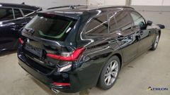Fahrzeugabbildung BMW 320d xDrive Touring Navi LED SiHz PDC Tempo DAB