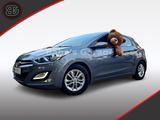 Hyundai i30 FIFA World Cup Edition Klima PDC AHK 1. Hand - Hyundai i30: Kleinwagen