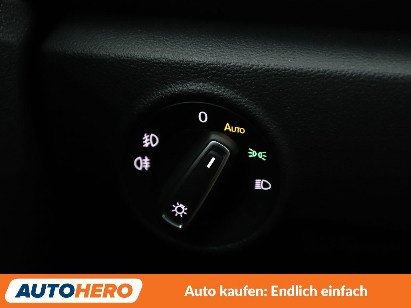 Volkswagen T-Roc 2.0 TSI Sport 4Motion Aut.*NAV*LED*ACC*PDC