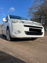 Citroën Berlingo Minicamper mit cleverem Ausbau und Dach - gebrauchte Citroën Berlingo aus dem Jahr 2011
