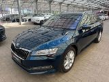 Skoda Superb Combi 2.0 TDI  Premium Edition 4x4  - Skoda Superb: Premium Edition
