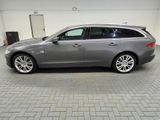 Jaguar XF Sportbrake AWD Portfolio LED/Navi/AHK/Pano/Me - Jaguar XF aus 2018