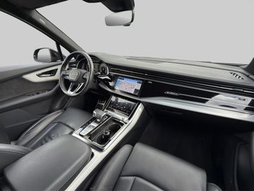 Audi Q7 - 6
