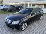 Mercedes-Benz C 180 T Kompressor BlueEfficiency.Navi.PDC.SHZ - Mercedes-Benz C 180: Kompressor Blueefficiency