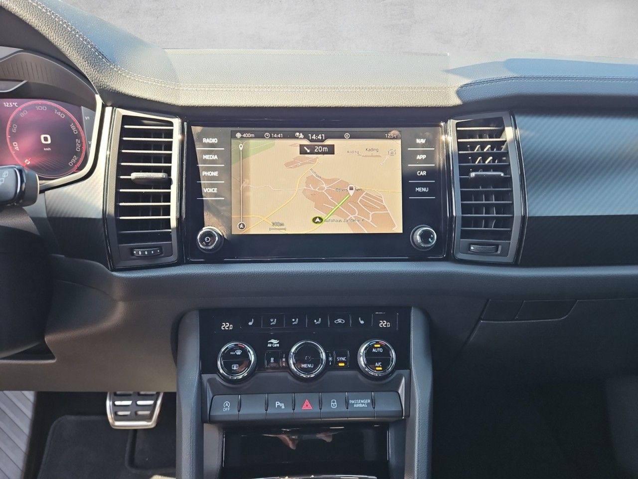 Fahrzeugabbildung SKODA Kodiaq Sportline DSG,4x4,AHK,Navi,Matrix,Canton