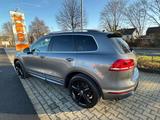 Volkswagen Touareg 3.0 V6 TDI Terrain Tech Vollausstattung - Volkswagen Touareg: 6.0