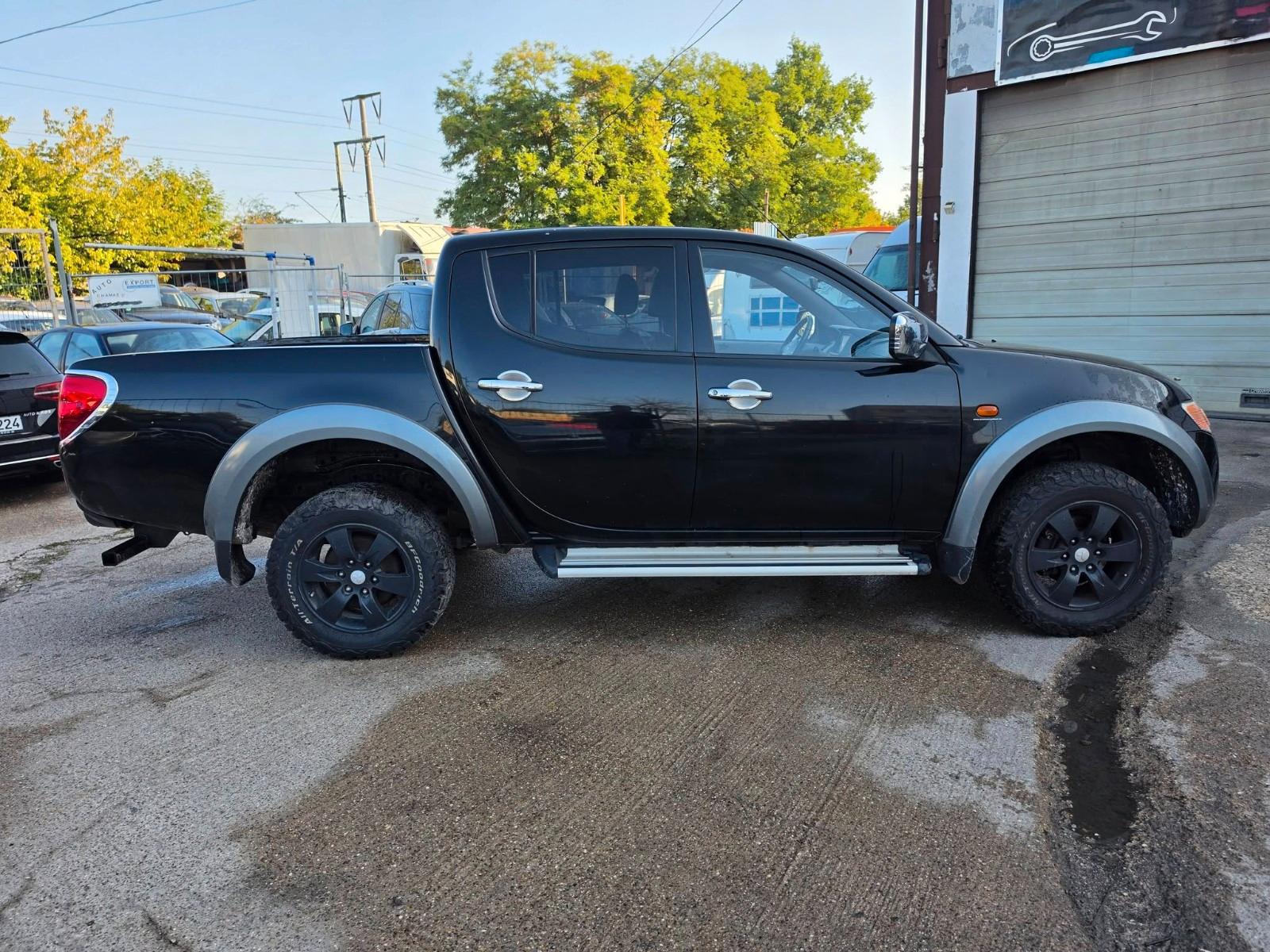 Mitsubishi L200 2.5Di-D Intense Doppelkabine 4WD