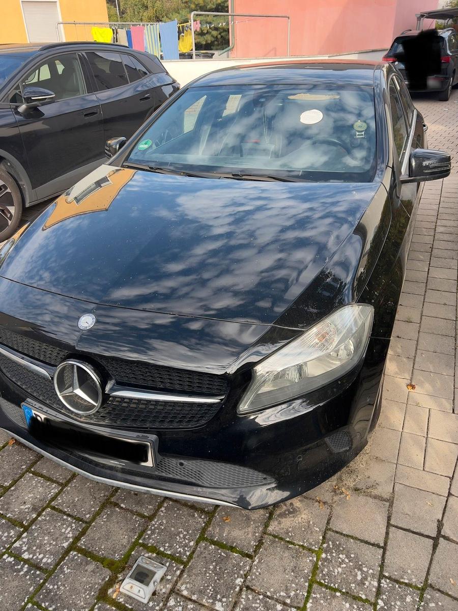 Mercedes-Benz A 180