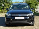 Volkswagen Touareg 3.0 V6 TDI°LED°ACC°LEDER°AHK°NAVI - gebrauchte VW Touareg aus dem Jahr 2012