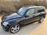 Mercedes-Benz GLK 350 CDi 4M+Sport+Xenon+Pano+Navi+PDCv/h+Ahk. - Mercedes GLK-Klasse mit Anhängerkupplung