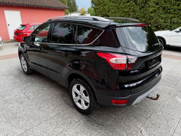 Ford Kuga - 10