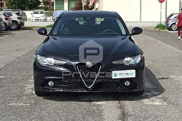 Alfa-Romeo Giulia - 2