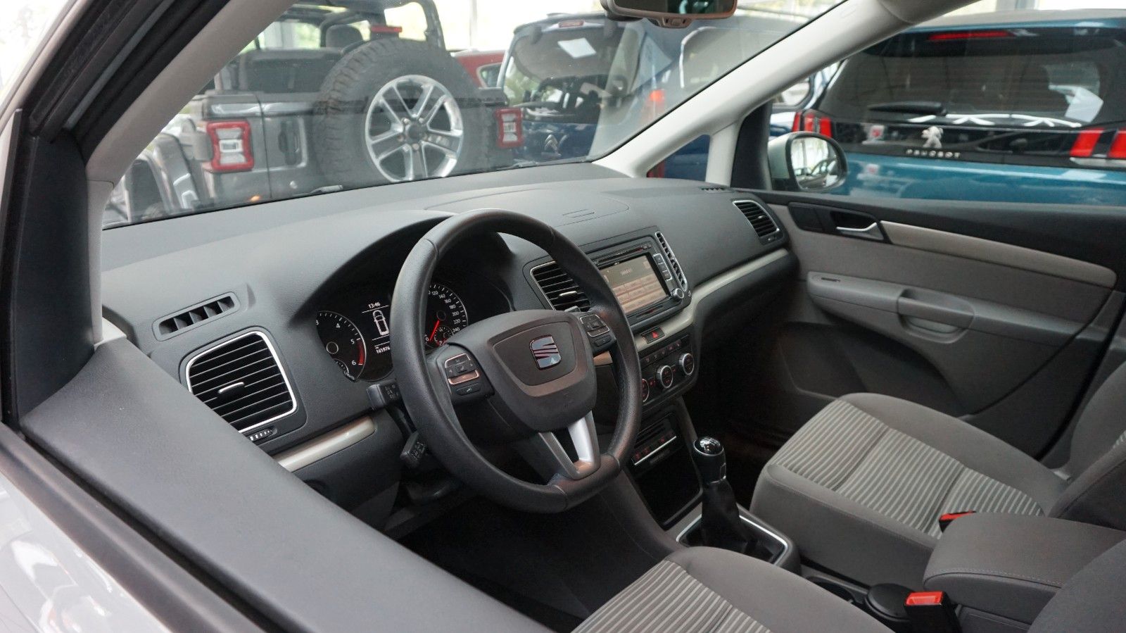 Fahrzeugabbildung SEAT Alhambra 4You  7 Sitzer  durchs. Verbr. 5,5 L