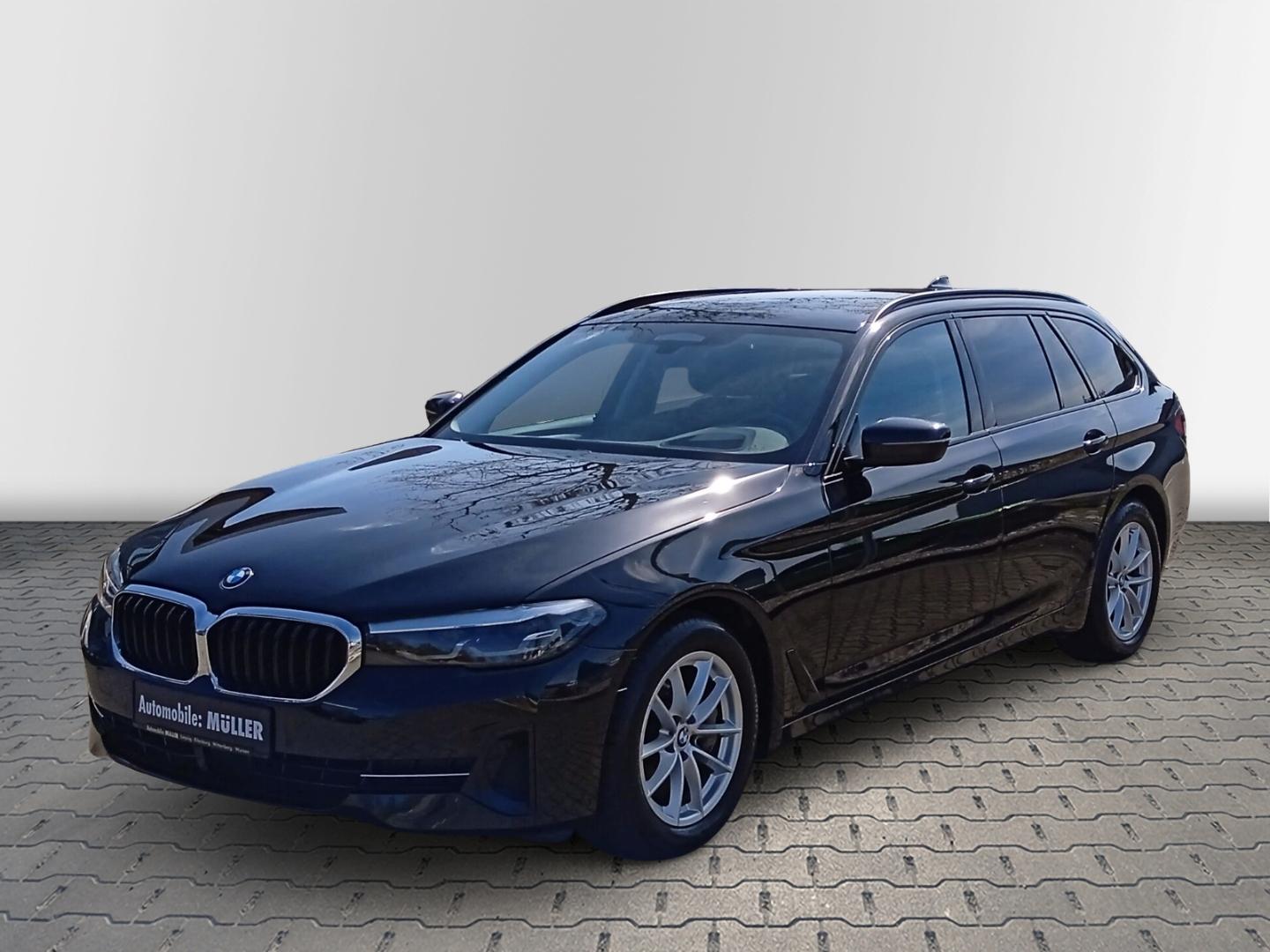 BMW 530 d xDrive Tour+HUD+KAMERA+ACC+AHK+LENKRADHZG+