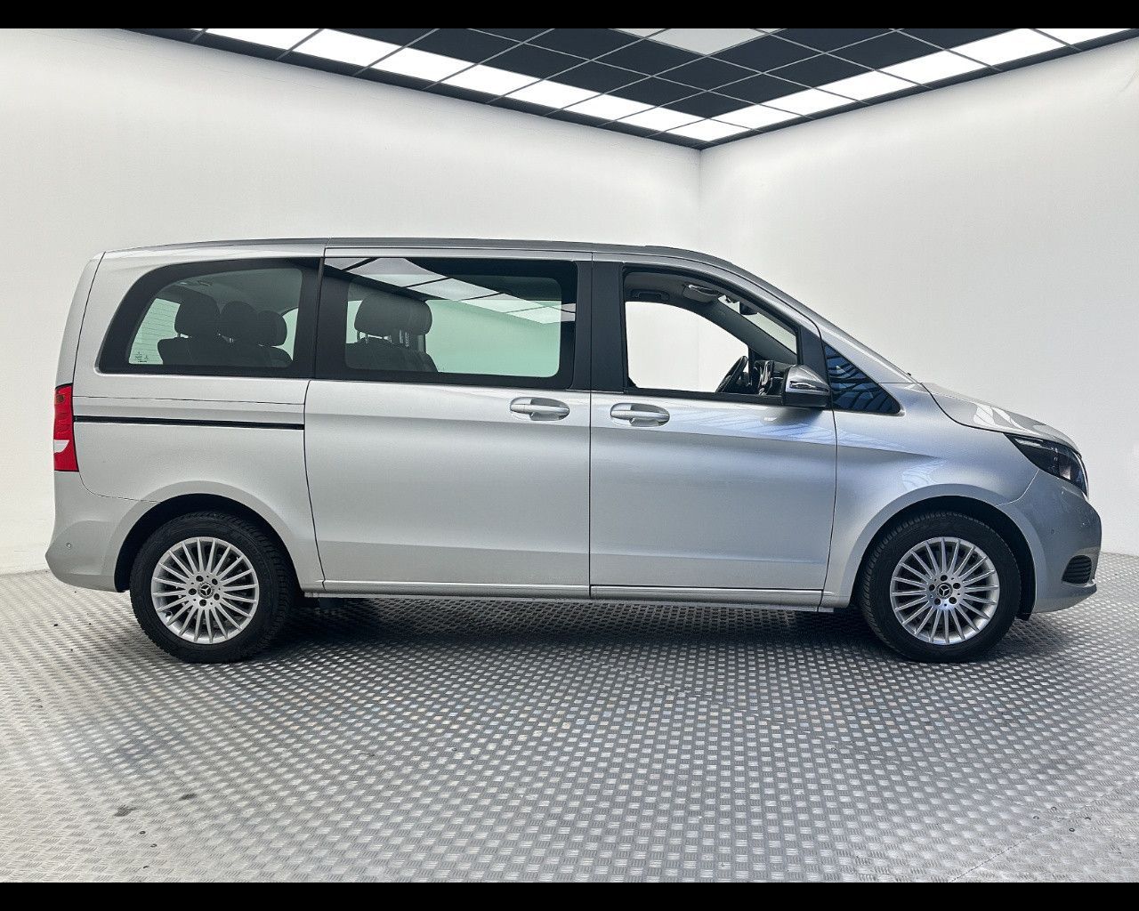 Mercedes-Benz Classe V (W447) - V 200 d Automati imagem 3