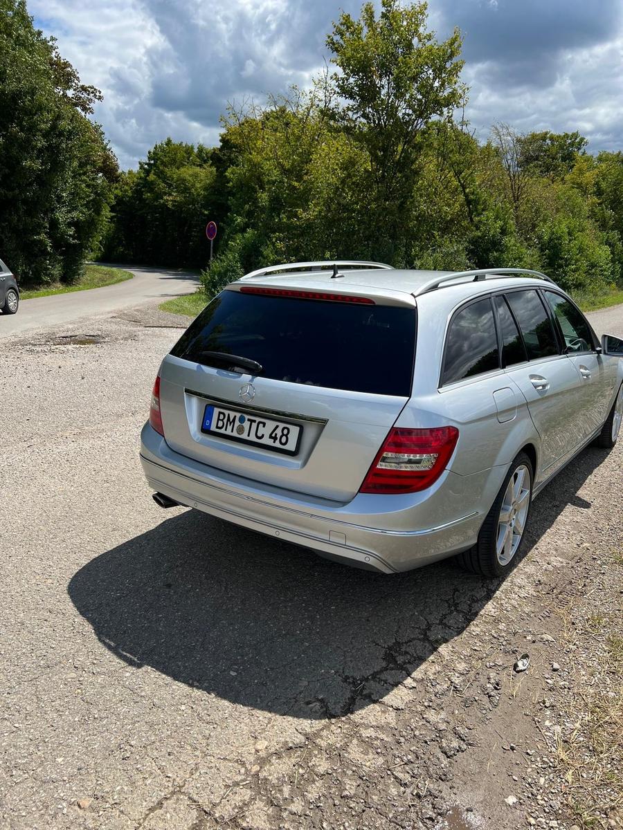Mercedes-Benz C250 2011 — photo 5