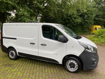 Opel Vivaro - 10