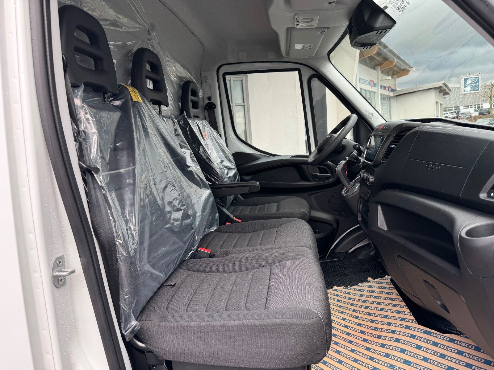 Fahrzeugabbildung Iveco Daily 35S14 A8 *R4.100mm*Automatik*Kamera*SPIER*