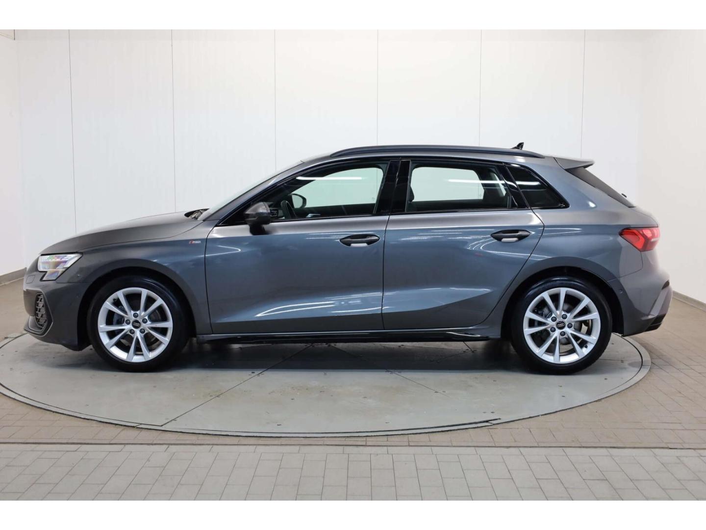 Audi A3 Sportback 35 TDI S line S-Tronic AHK/NAV/RFK, миниатюра 5