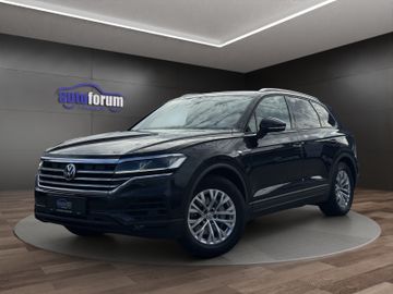 Volkswagen Touareg - 1