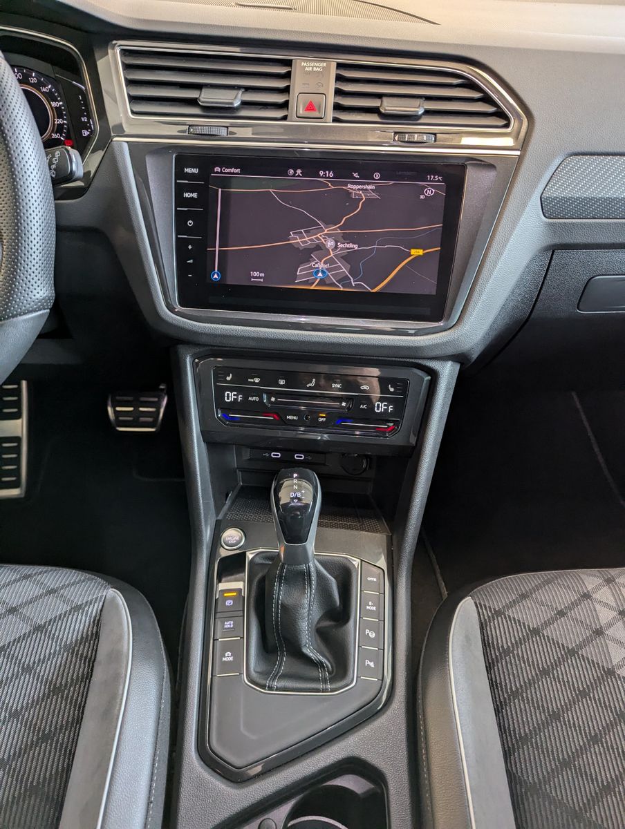 VW Tiguan R-Line eHybrid Matrix Kamera DCC ACC 20" - Image 19