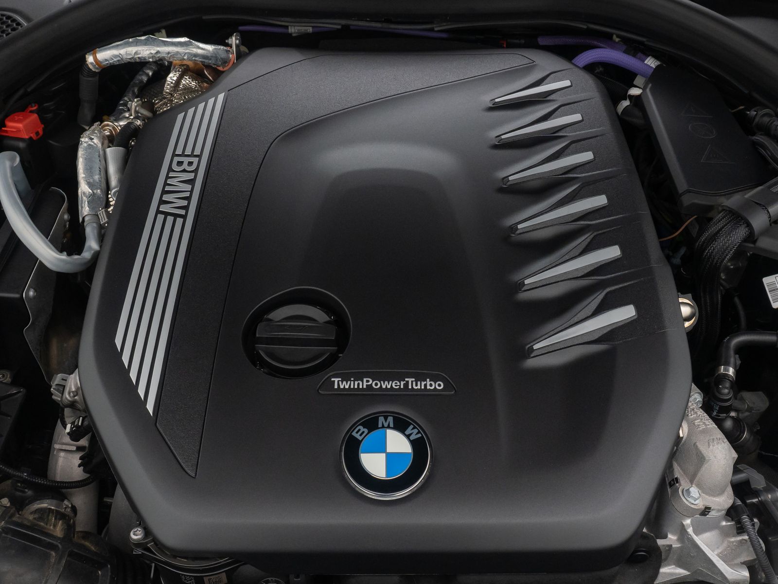 Fahrzeugabbildung BMW 530d M Sport DAB Laser AHK 4xKlima HUD Panorama