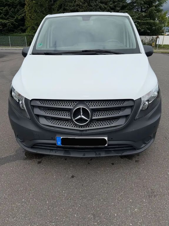 Image of Mercedes-Benz Vito