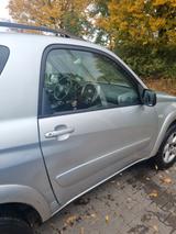 Toyota RAV 4 2.0-l-D-4D 4x4 Edition Edition - Toyota RAV 4 Gebrauchtwagen in München