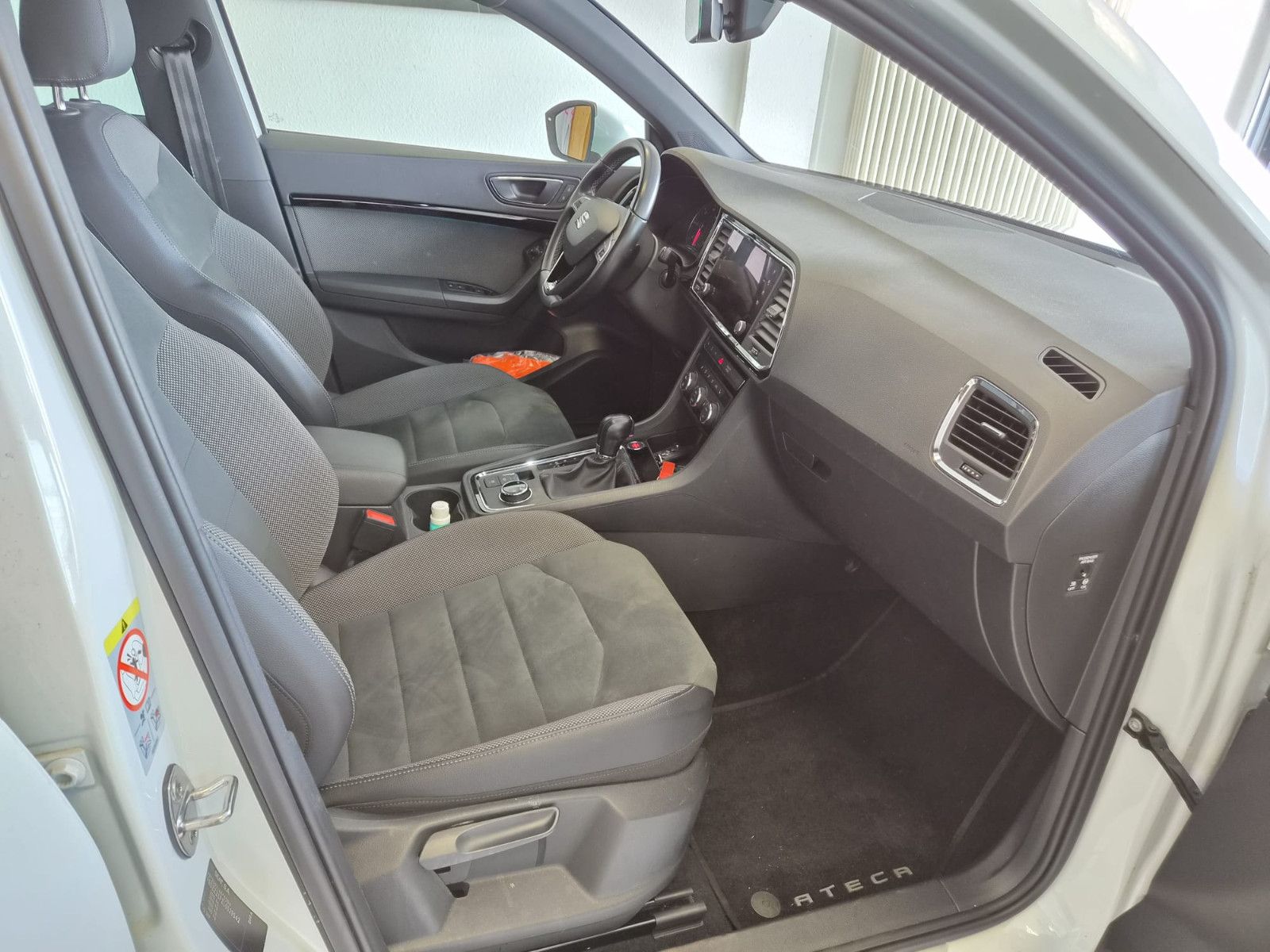 Fahrzeugabbildung SEAT Ateca Xcellence / 1. H./ Navi/Kamera / AHK