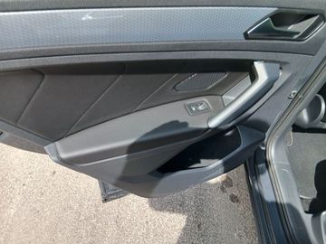 Volkswagen Tiguan - 5