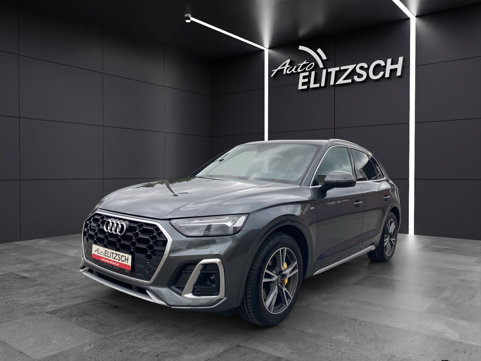 Fahrzeugabbildung Audi Q5 55 TFSI e quattro S-line