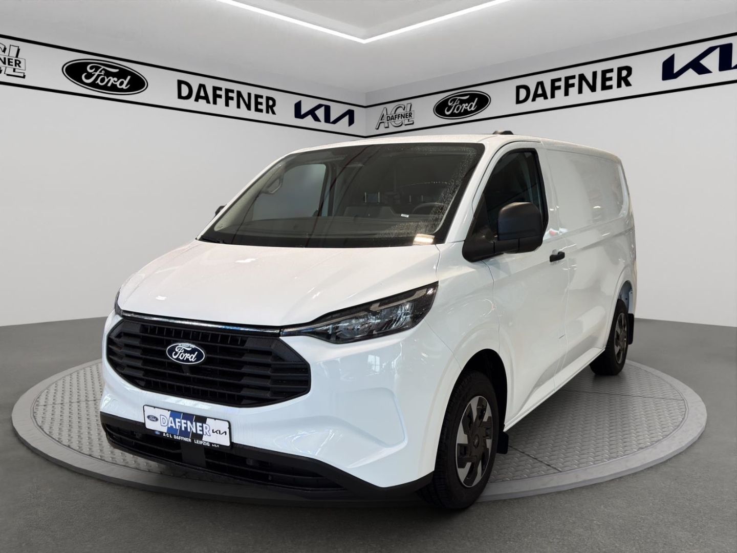 Fahrzeugabbildung Ford Transit Custom Kasten 320 L1 Trend FWD Plug-in H