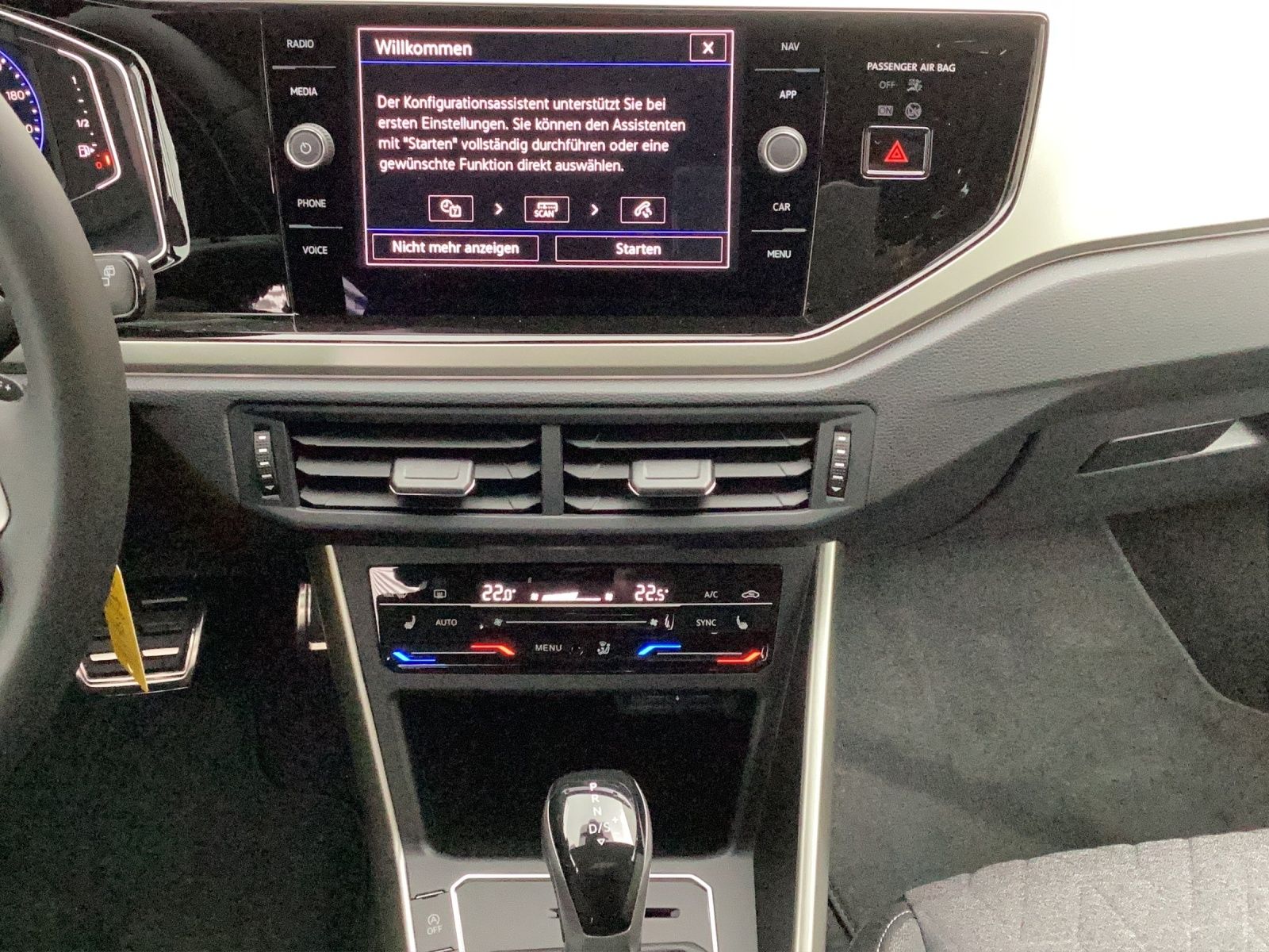 Fahrzeugabbildung Volkswagen Taigo DSG Matrix ACC Kamera
