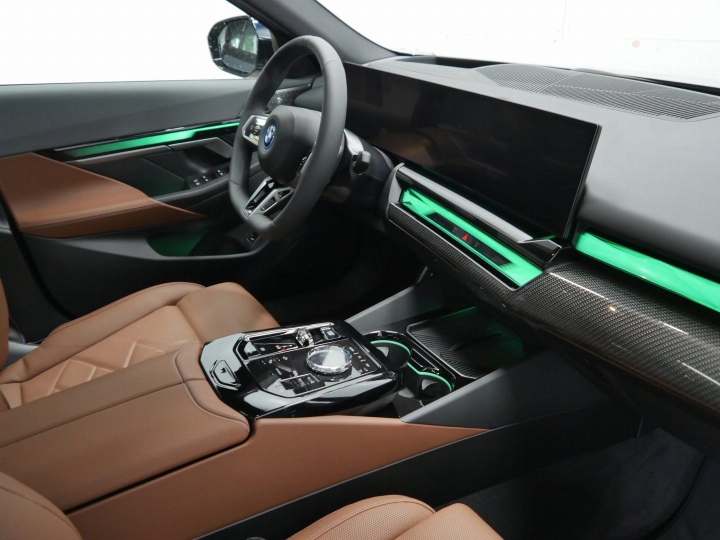 Fahrzeugabbildung BMW i5 xDrive40 M Sportpaket pro, aktive Sitzbelüftu