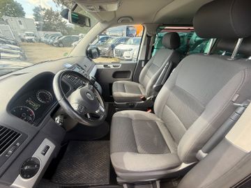 Volkswagen T5 Multivan - 12