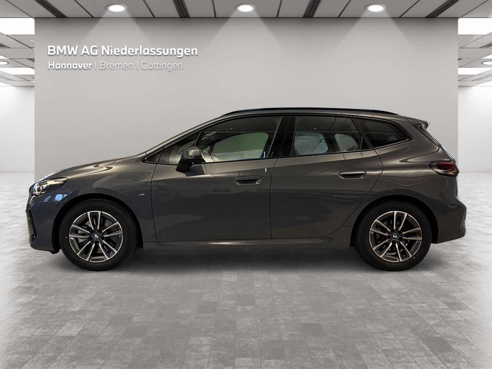 BMW 223 Active Tourer - Bild 3