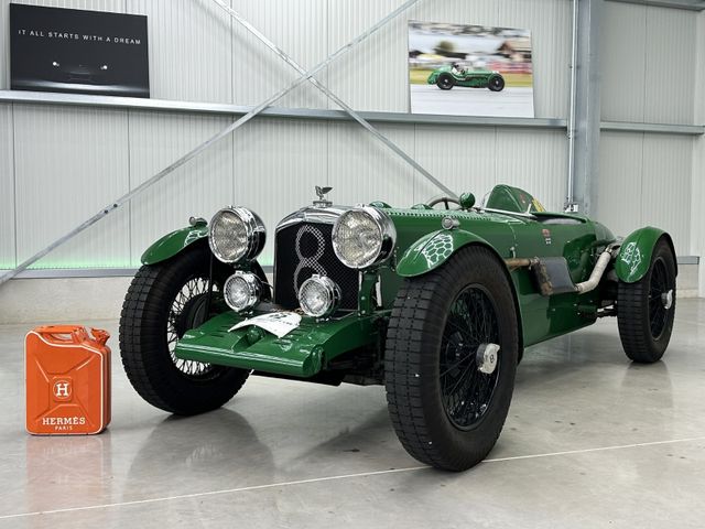 Bentley 3 ½ Litre Race Car - 7.4 L V12 Rolls-Royce VSCC