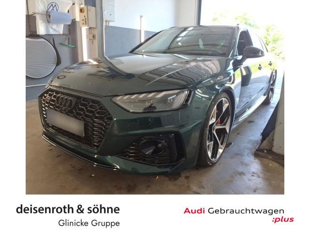 Audi RS 4 Avant Competition Plus AHK/RS-Schale/Pano/B