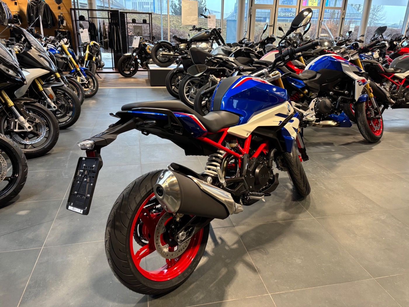 Fahrzeugabbildung BMW G 310 R Style Sport