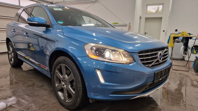 Volvo XC60 Summum 2WD Xenon Navi Pano Leder Standheiz.