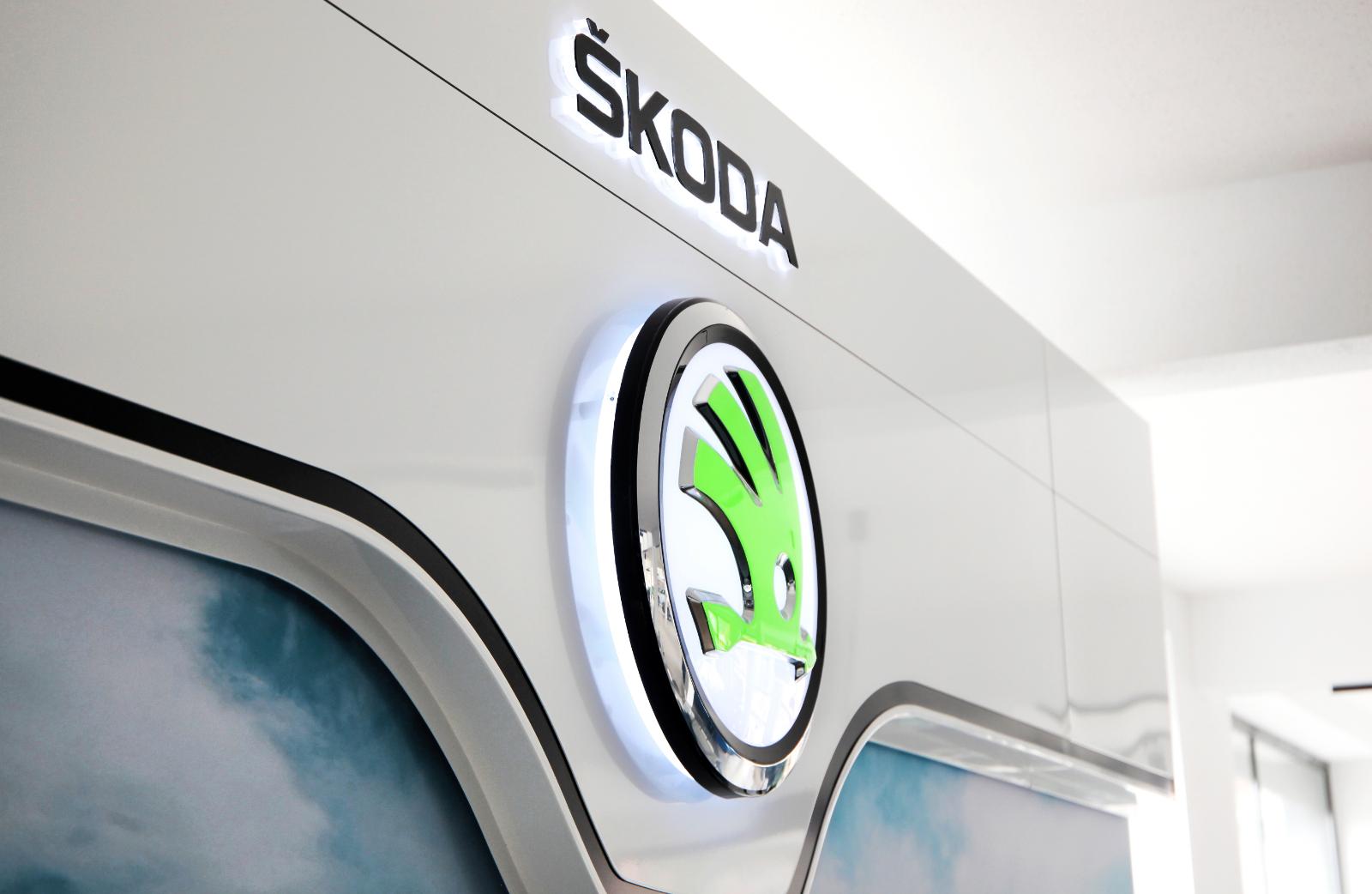 showroom-image-bottom