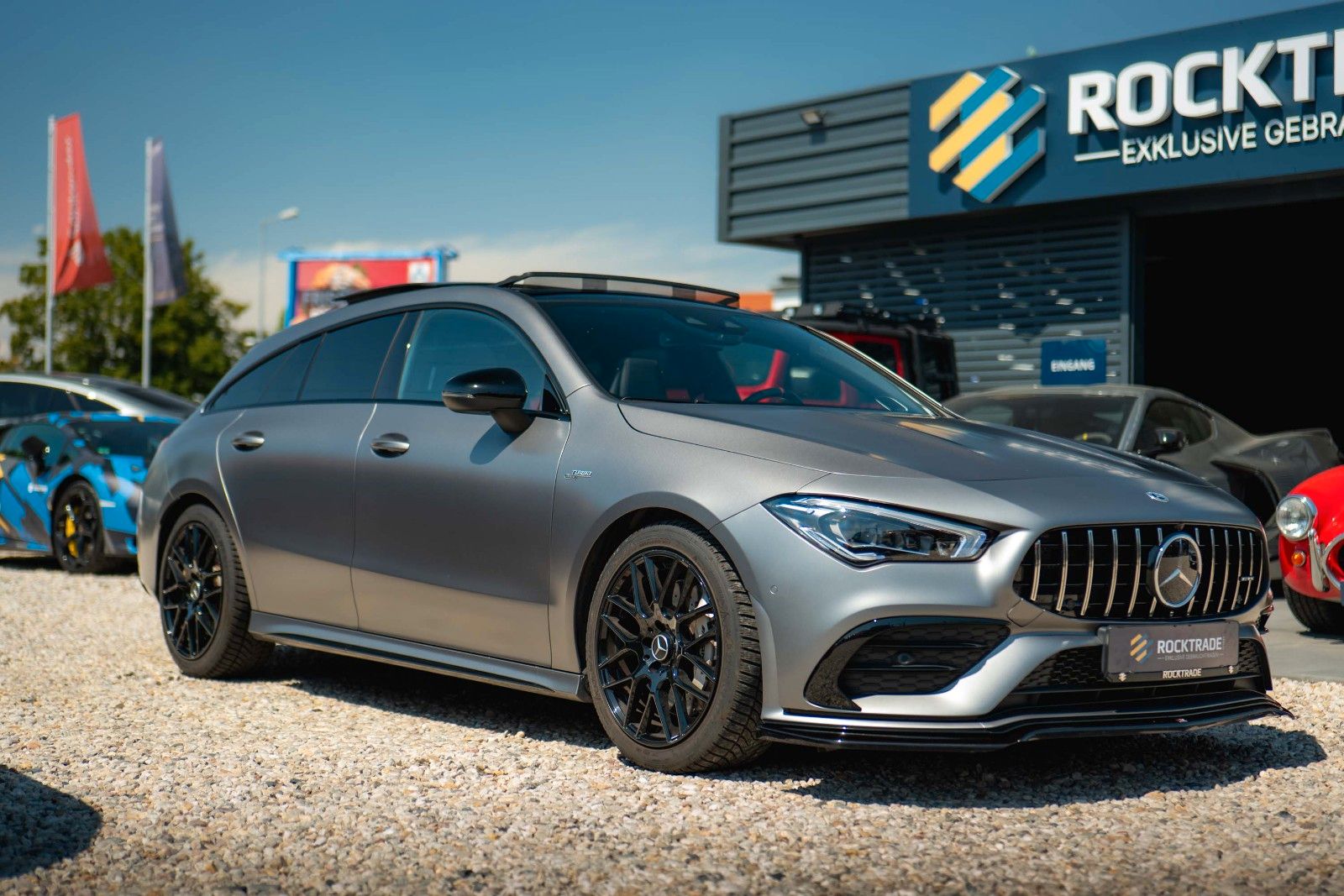 Fahrzeugabbildung Mercedes-Benz CLA 35 AMG 4Matic Performance Night-Paket | Pano