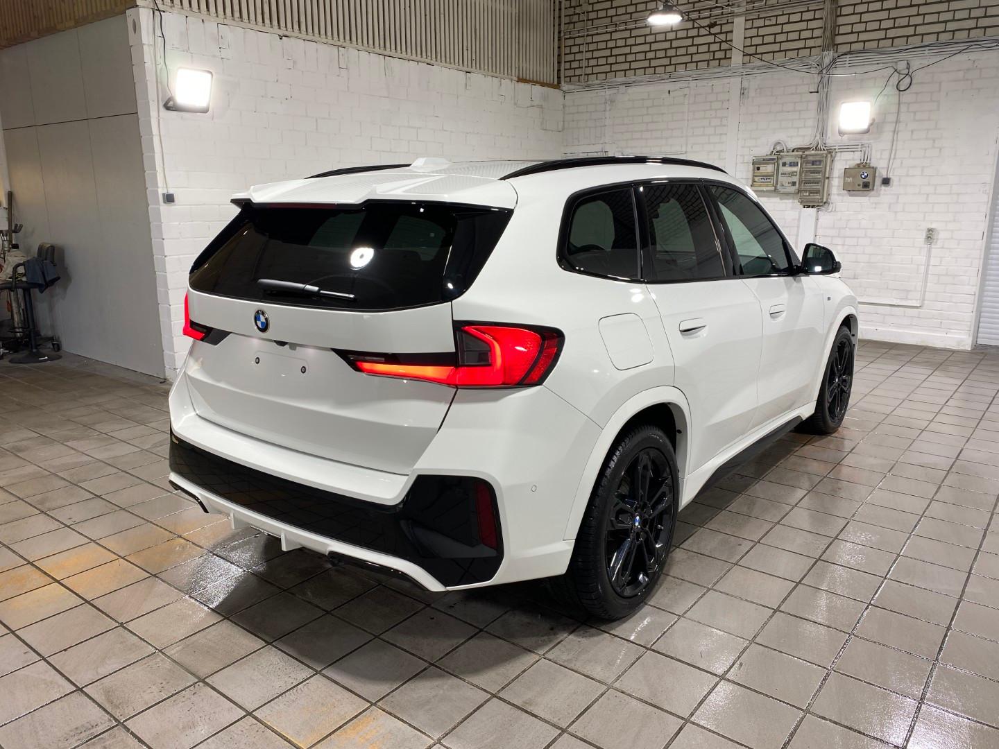 BMW X1 xDrive23d M Sport Pro PANO/HUD/360/AHK/H&K